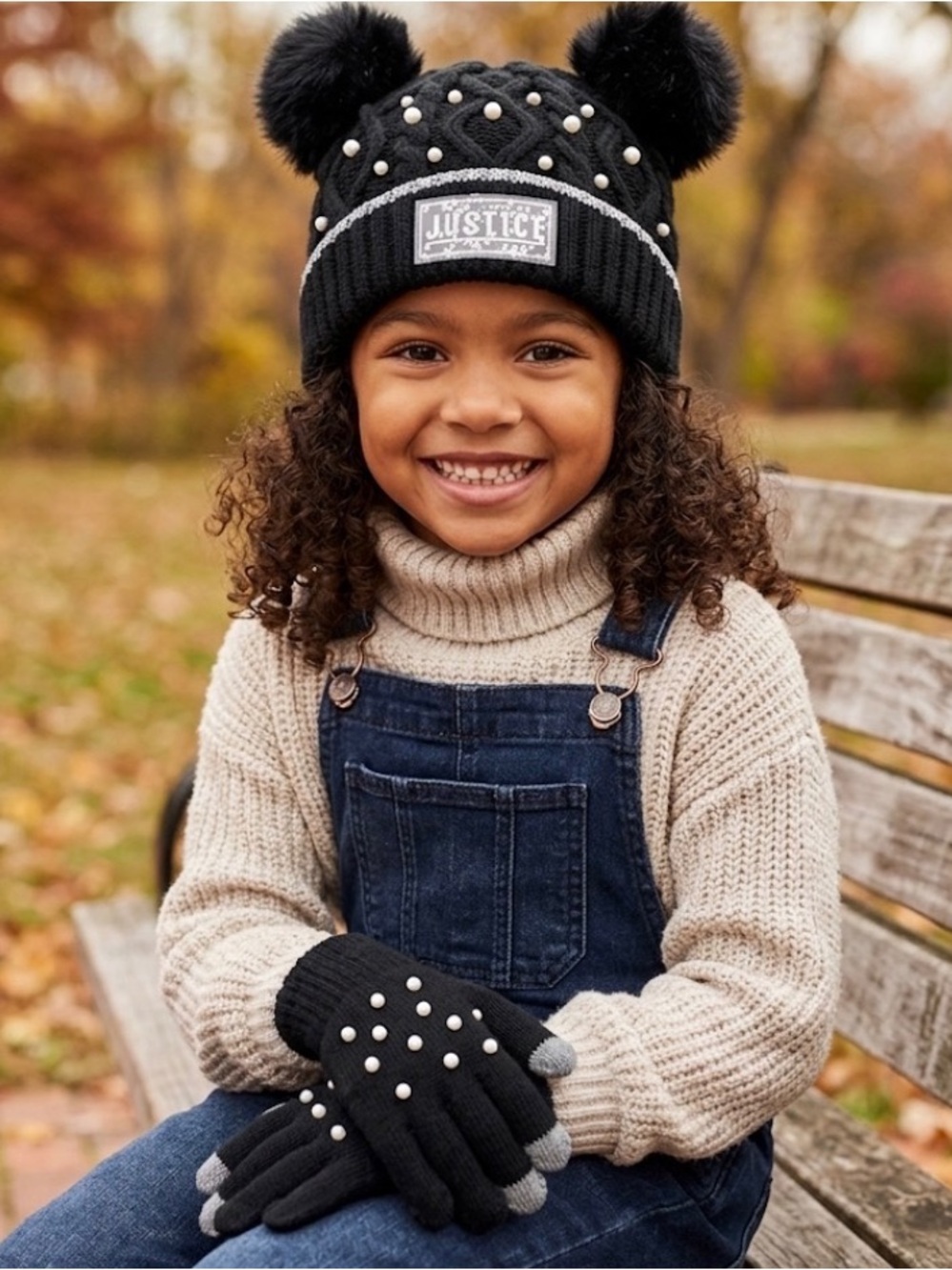 NWT Childrens Pearl Winter hat and glove set